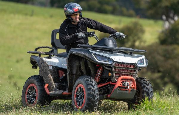 SNARLER AT6 L EPS SILVER/BLUE T3B