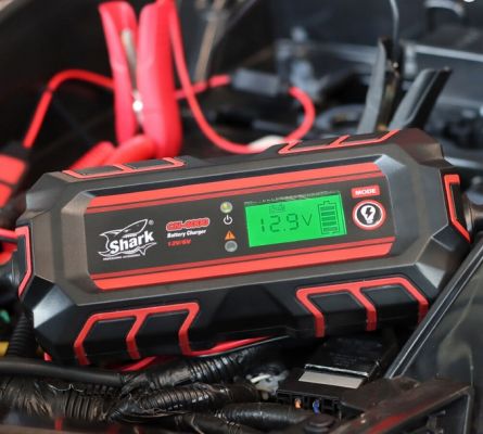 Nabíjačka batérií SHARK CN-4000, 6/12V, IP54, 4A DC