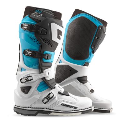 2262-003 SG22 White/black/light blue